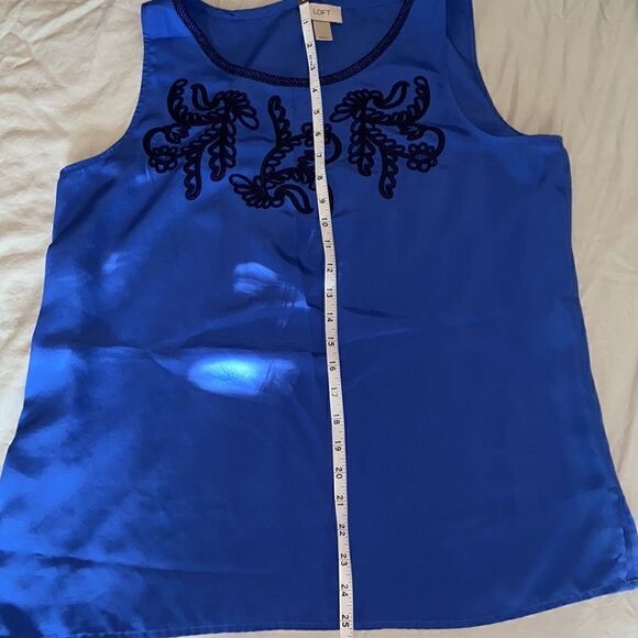 LOFT royal blue and black top with knit design - Picture 5 of 6